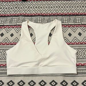 Large cream fabletics sports bra